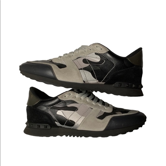 Valentino Garavani Men's Black Valentino Garavani Rockrunner Camouflage Sneakers - Picture 8 of 10
